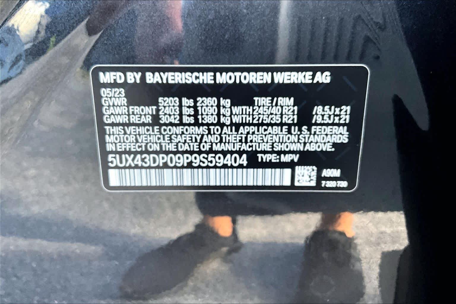 Used 2023 Dark Graphite Metallic BMW sDrive30i image 33
