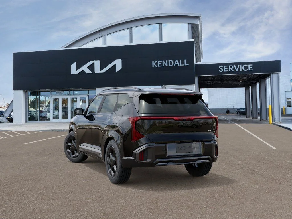 New 2027 Blue Kia X-Line S image 4