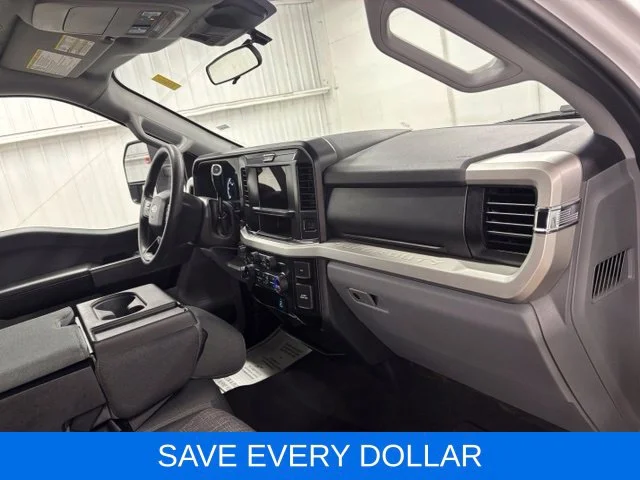 Used 2025 White Ford XLT image 16