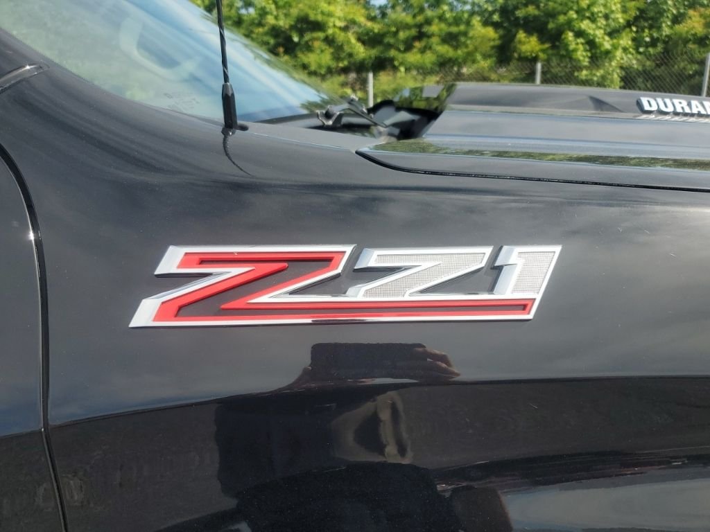 Used 2025 Black Chevrolet LT Trail Boss image 9