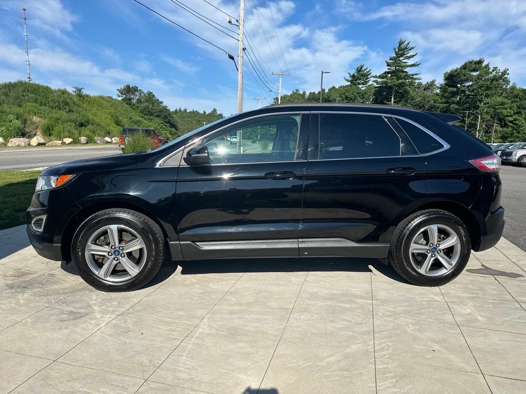 Used 2018 Black Ford SEL image 3