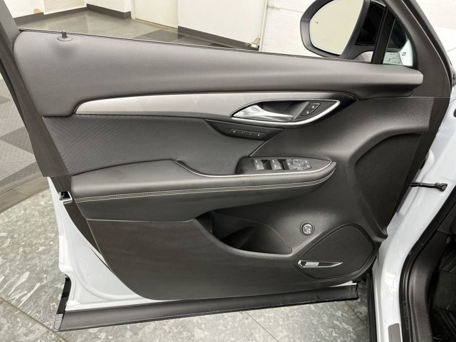 Used 2026 Iridescent White Tricoat Buick Sport Touring image 8