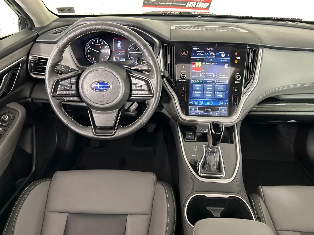 Used 2025 Black Subaru Onyx Edition image 19