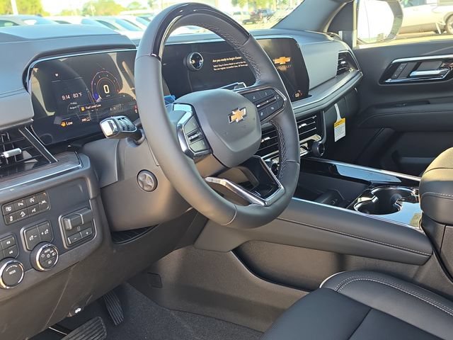 2026 Chevrolet Suburban Premier - Photo 15