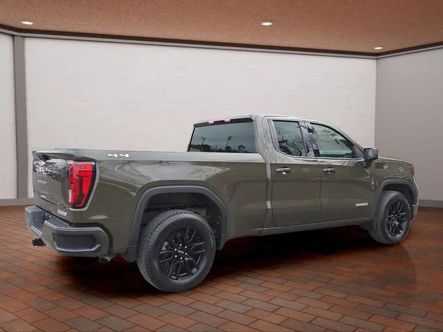 Used 2023 Deep Bronze Metallic GMC Elevation image 9