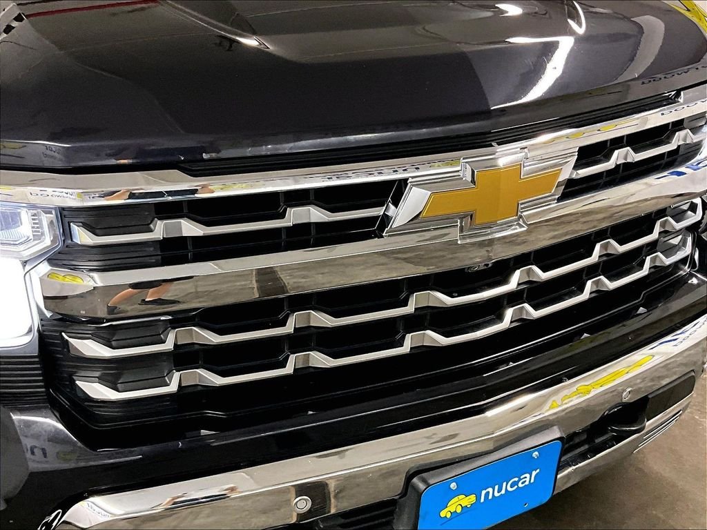 Used 2022 Gray Chevrolet LTZ image 29