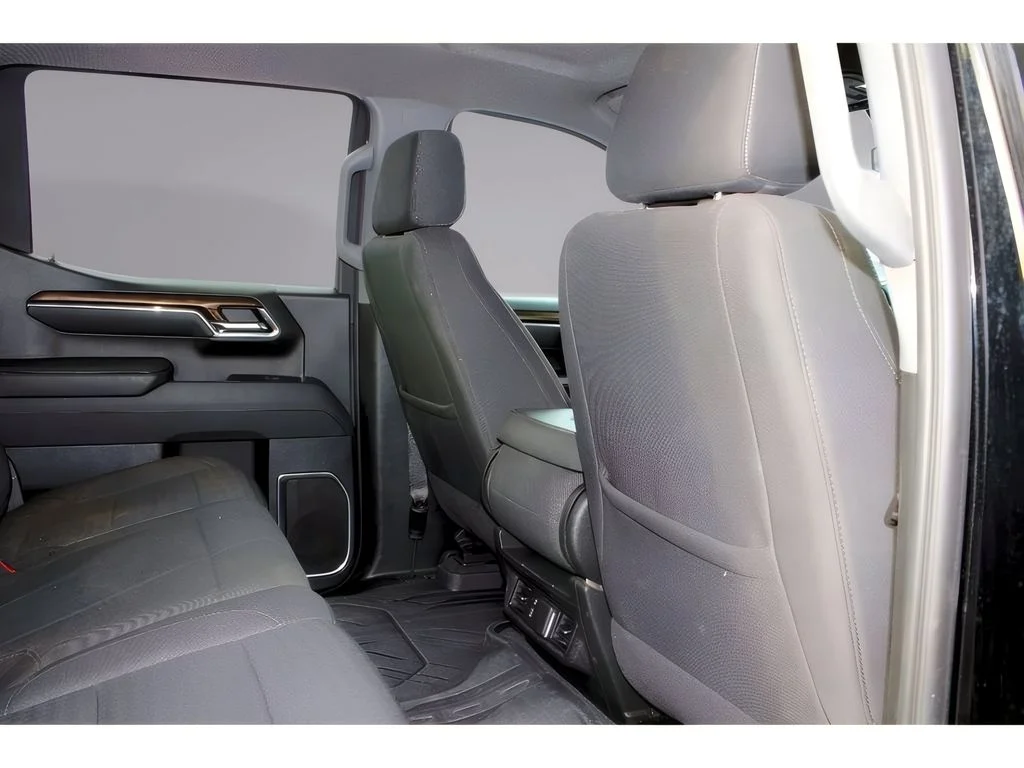 2023 Chevrolet Silverado 1500 LT - Photo 27