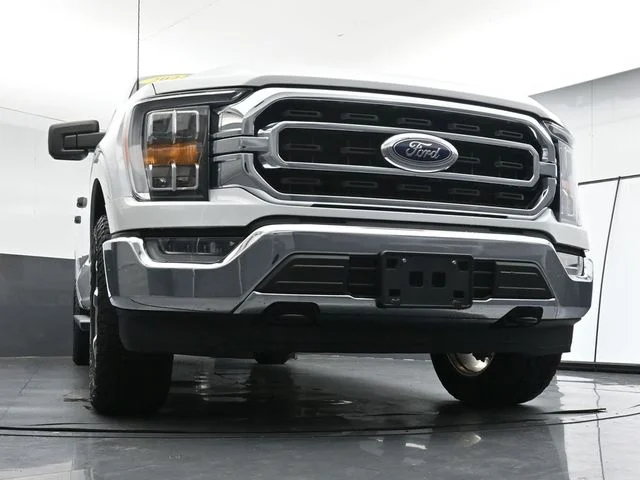 Used 2022 White Ford XLT image 26
