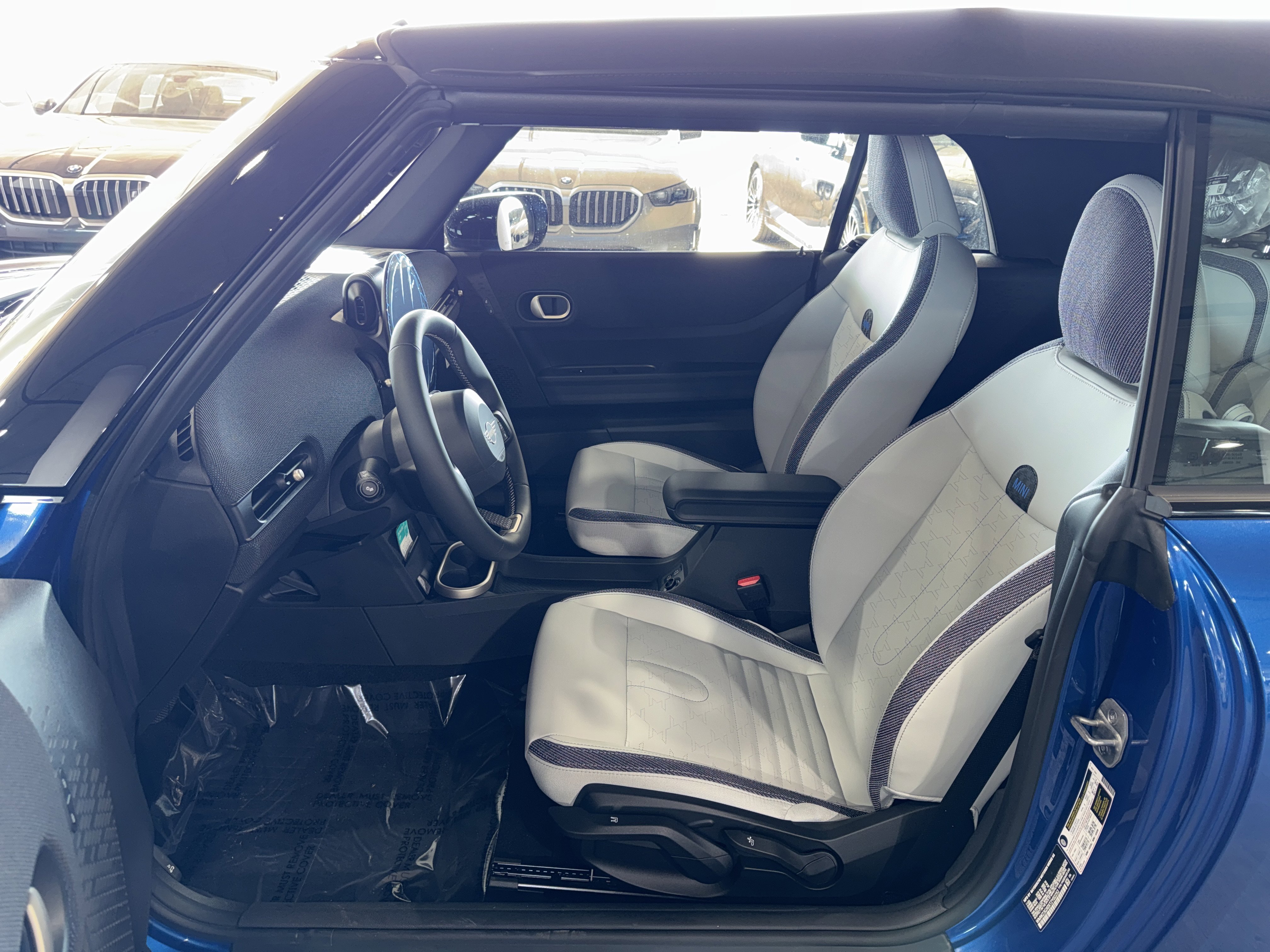 2026 MINI Convertible S - Photo 13