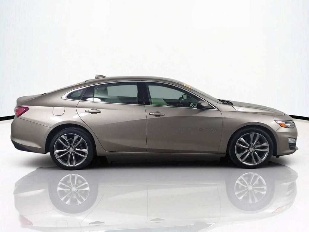 Used 2024 Gray Chevrolet LT image 4