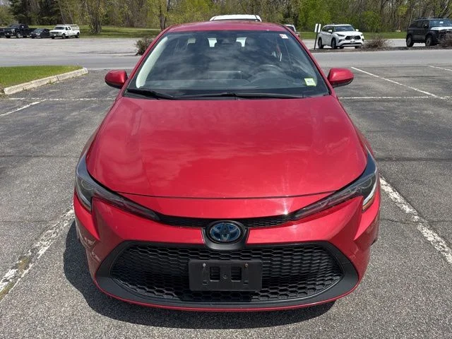 Used 2020 Toyota Corolla LE with VIN JTDEBRBE1LJ012556 for sale in Saratoga Springs, NY