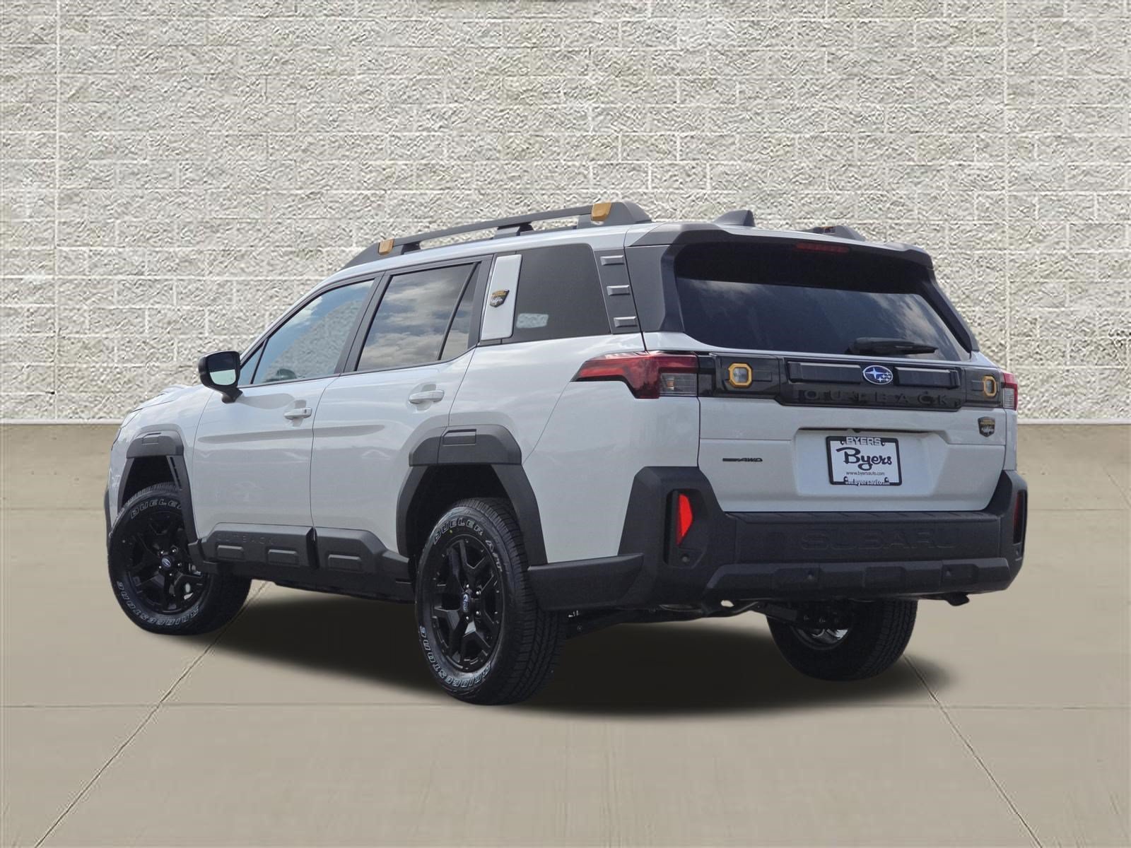 New 2026 CRYSTAL WHITE PEARL Subaru Wilderness image 5