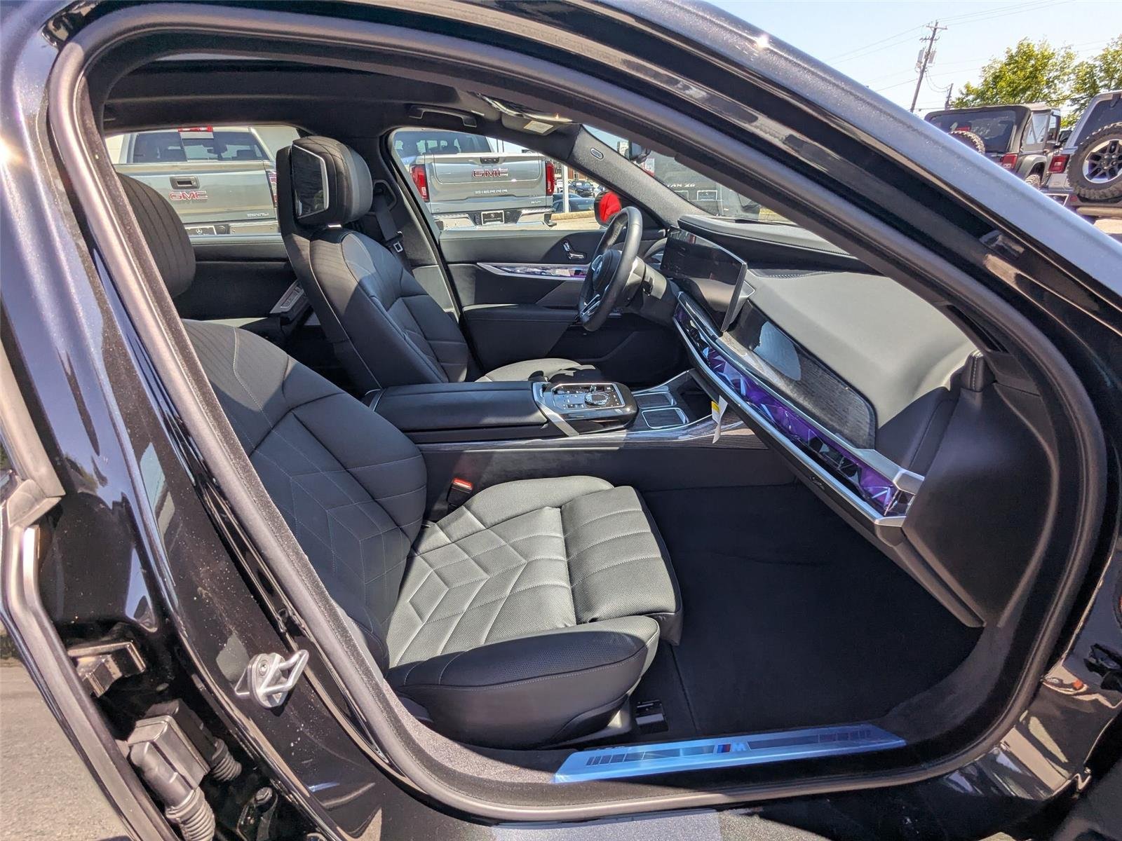 Used 2025 Black Sapphire Metallic BMW eDrive50 image 36