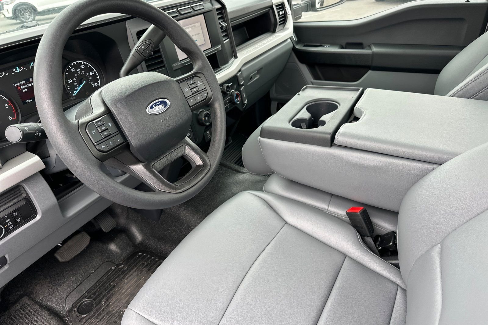 2024 Ford F-550 Super Duty Chassis Cab XL - Photo 6