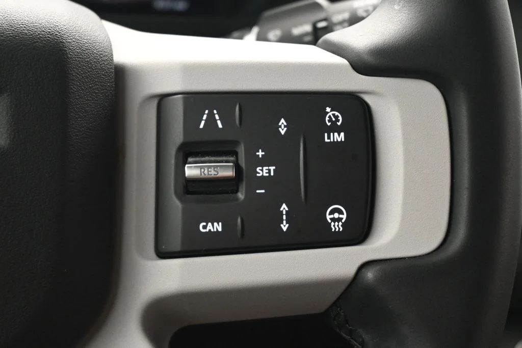 Certified Used 2025 White Land Rover S image 20
