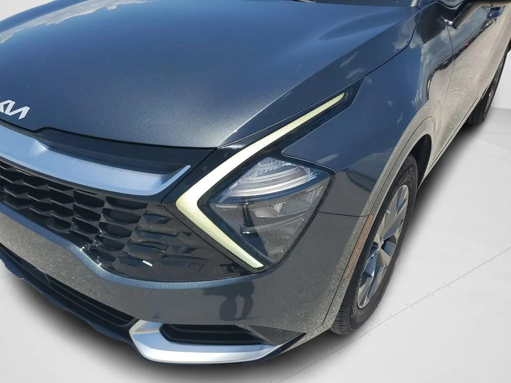 Used 2023 Gray Kia SX image 9