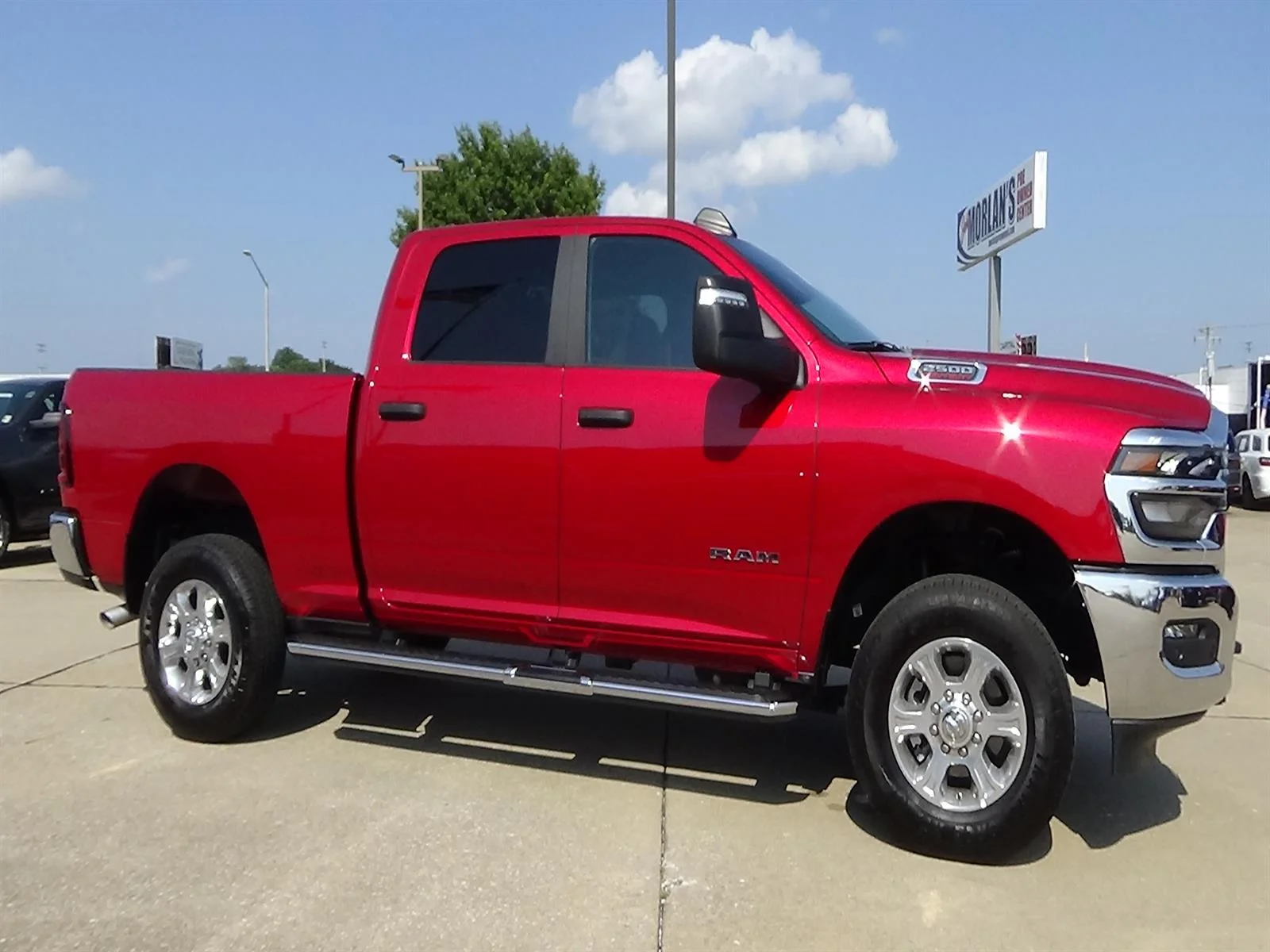 Certified Used 2026 Molten Red Pearl Coat (pr6) RAM Big Horn image 5