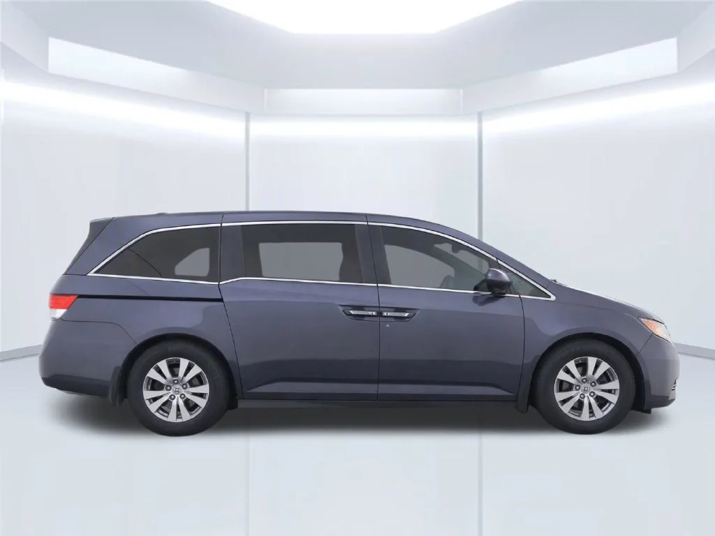 Used 2016 Blue Honda SE image 10