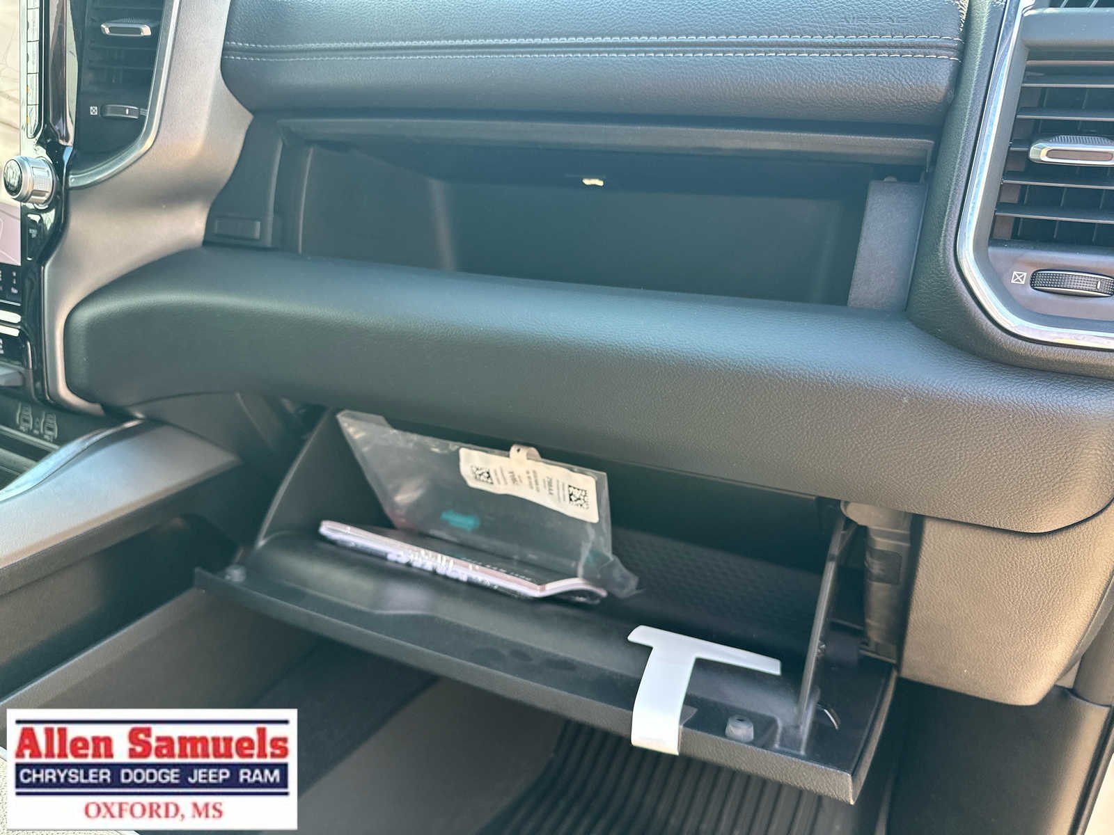 Used 2025 Bright White Clearcoat Ram Laramie image 46