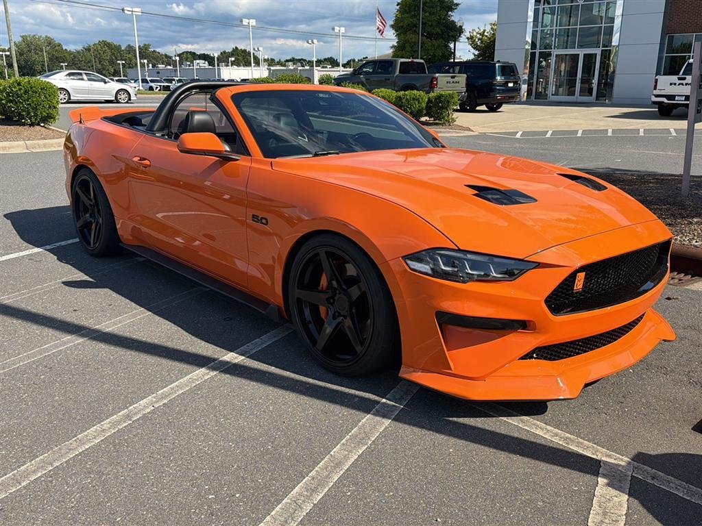 Used 2021 Twister Orange Tri-Coat FORD GT COYOTE image 6