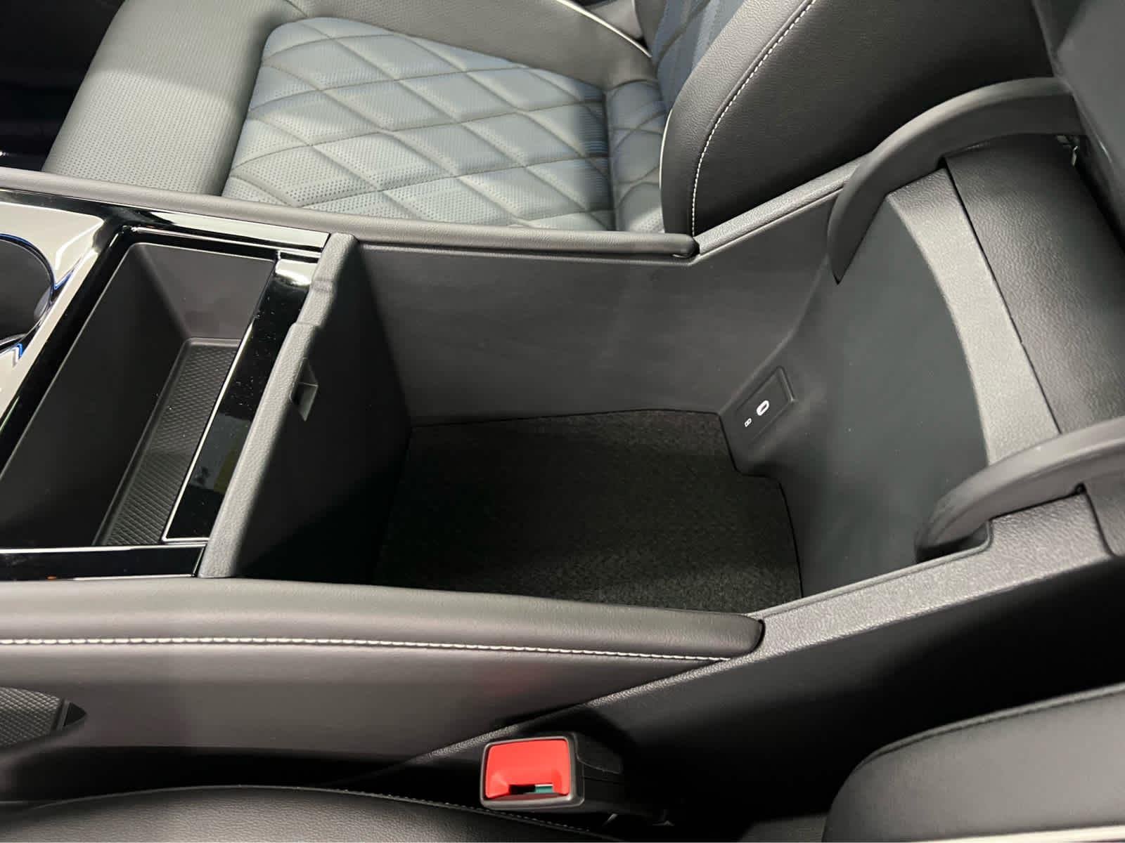 2026 Volkswagen Atlas Cross Sport SEL Premium R-LINE - Photo 20