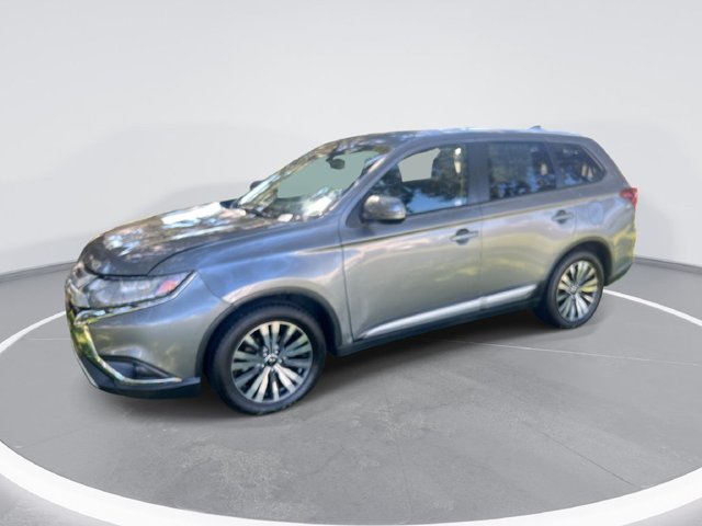 2020 Mitsubishi Outlander SE