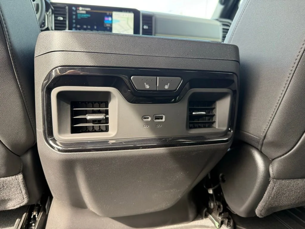 2026 Chevrolet Silverado 1500 ZR2 - Photo 13
