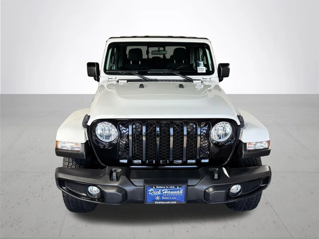 Used 2021 White Jeep Willys image 3
