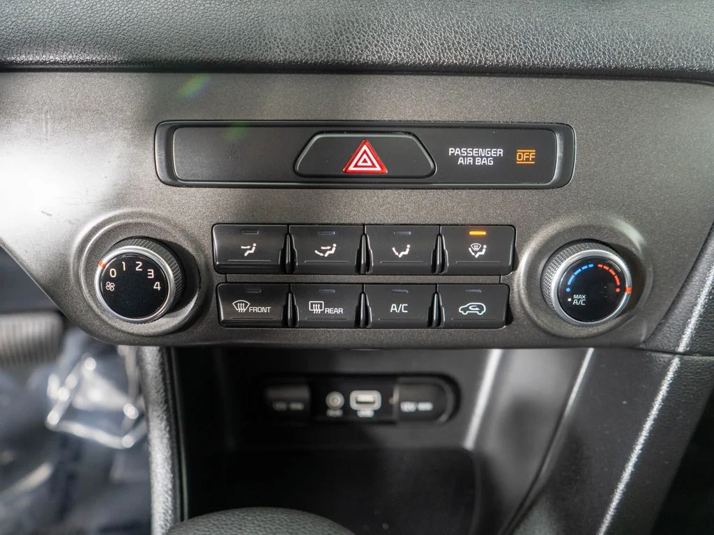 Used 2018 Silver Kia LX image 19