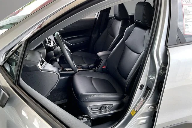 Used 2024 Silver Toyota XLE image 18