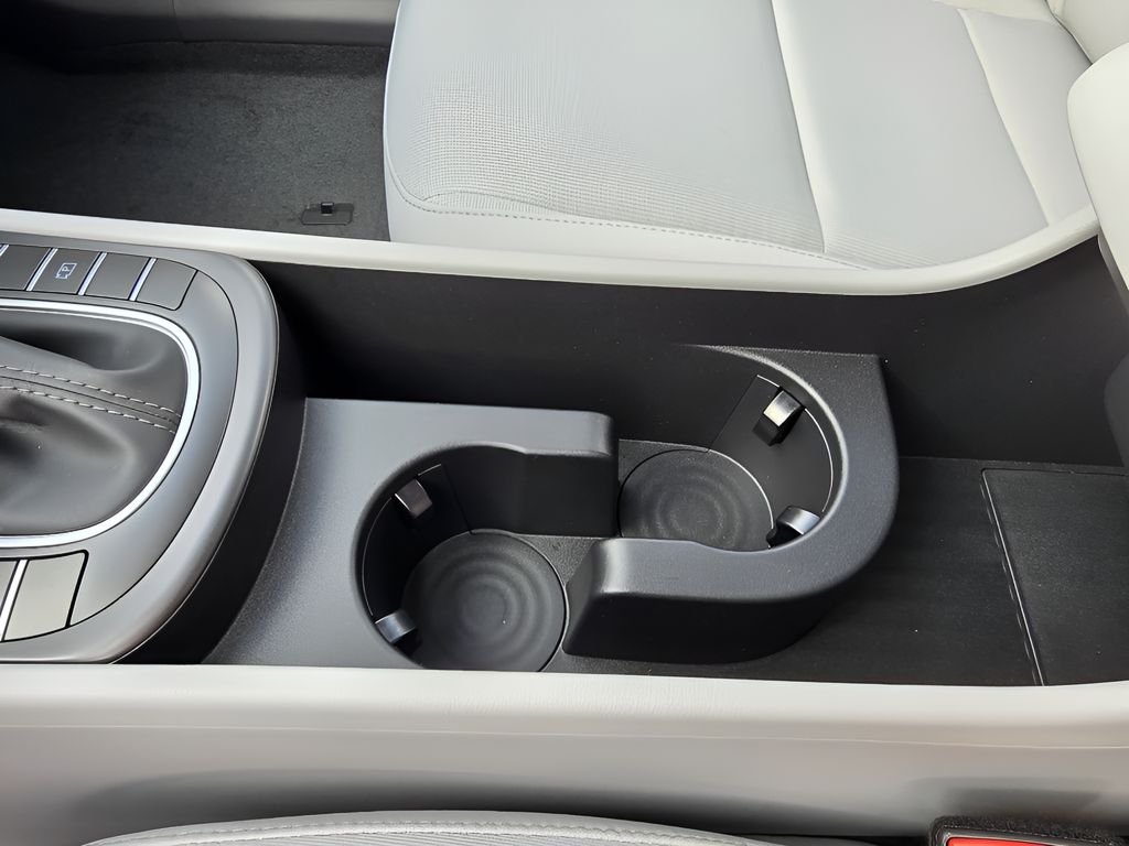 New 2026 Cyber Gray Metallic Hyundai SE image 20