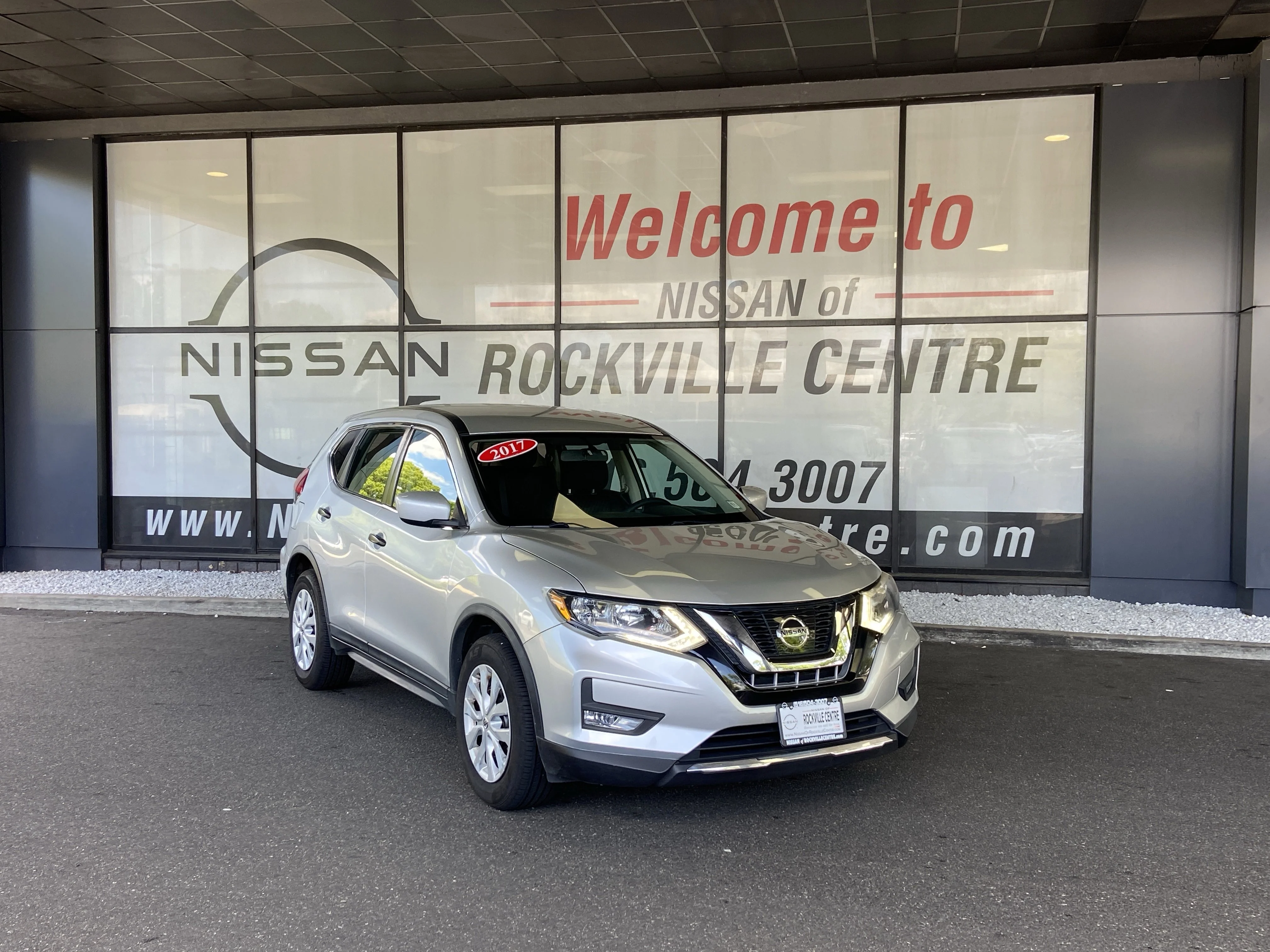 2017 Nissan Rogue S AWD's photo