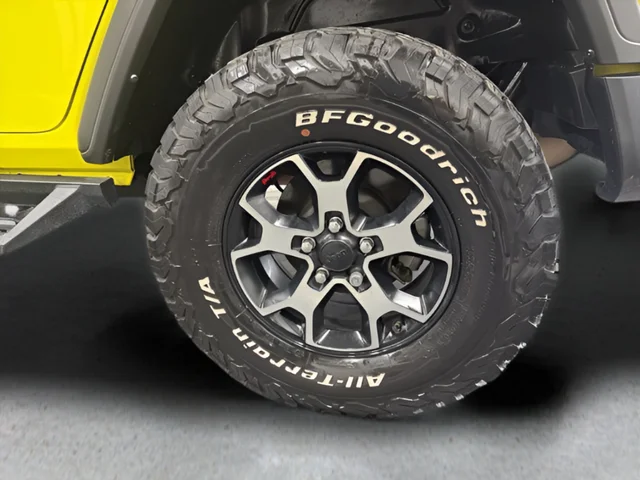 Used 2023 Yellow Jeep Willys image 33