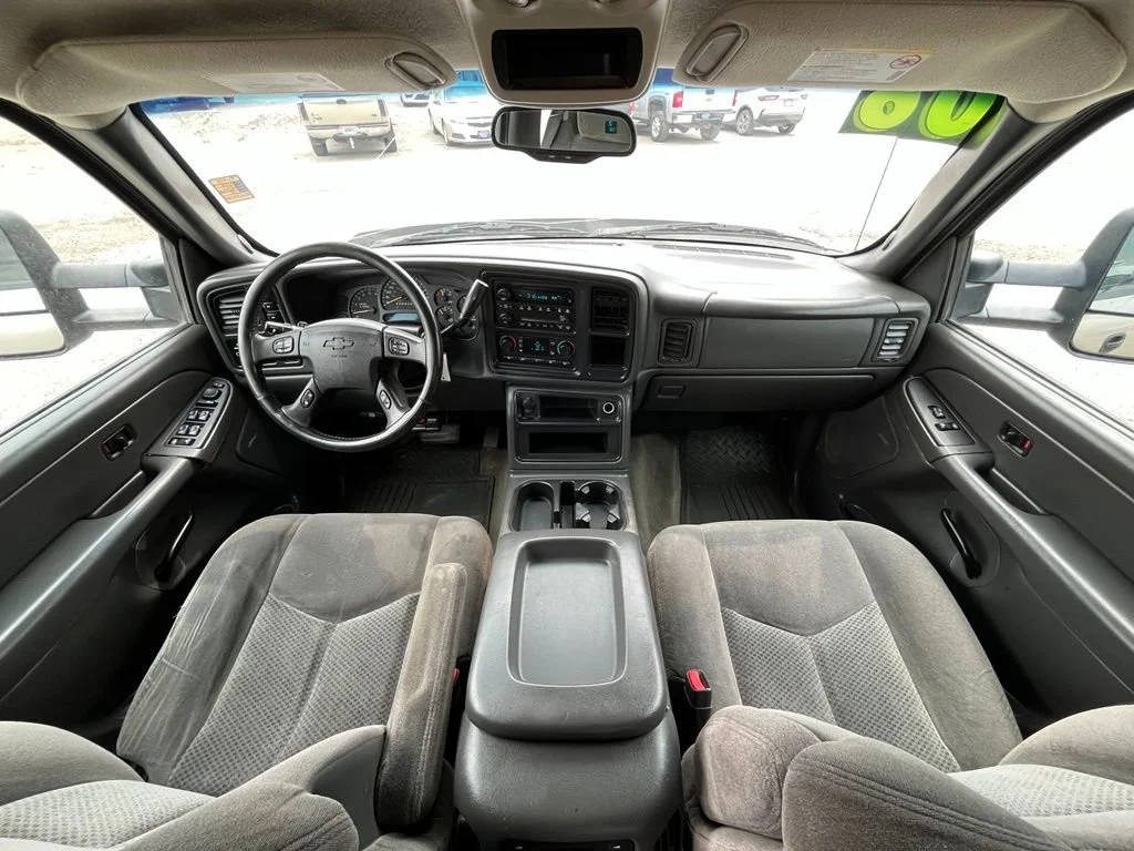 Used 2006 Tan Chevrolet Work Truck image 13