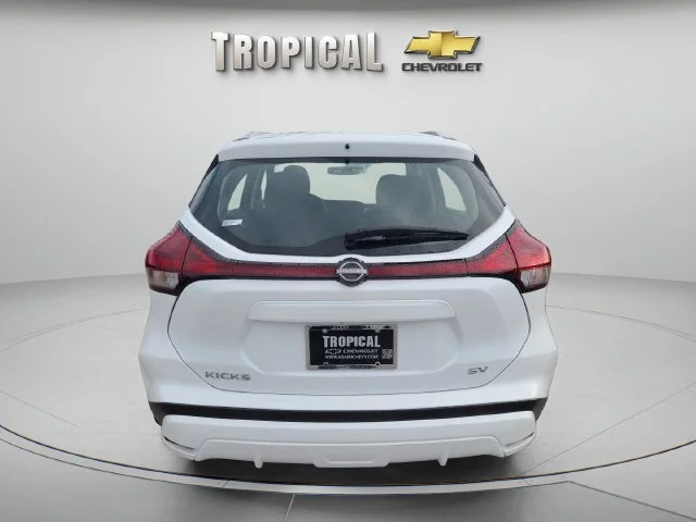 Used 2024 White Nissan SV image 4