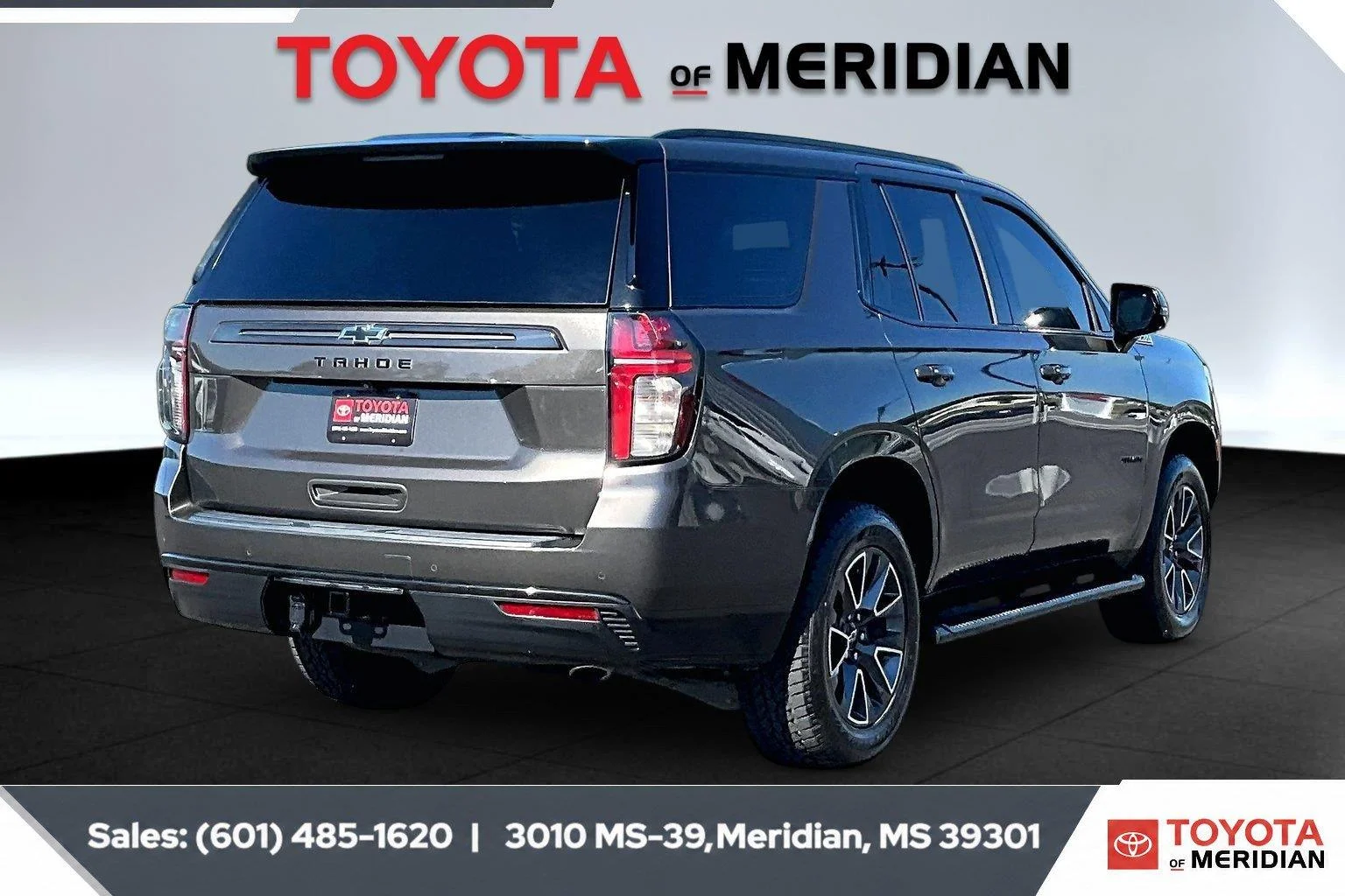 Used 2021 Graywood Metallic Chevrolet Z71 image 11