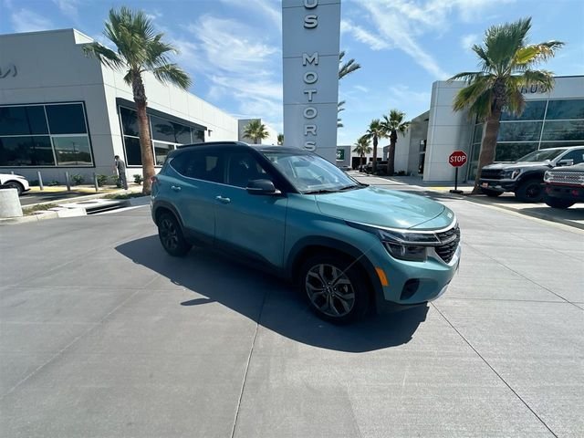 Certified Used 2024 Blue Kia S image 1