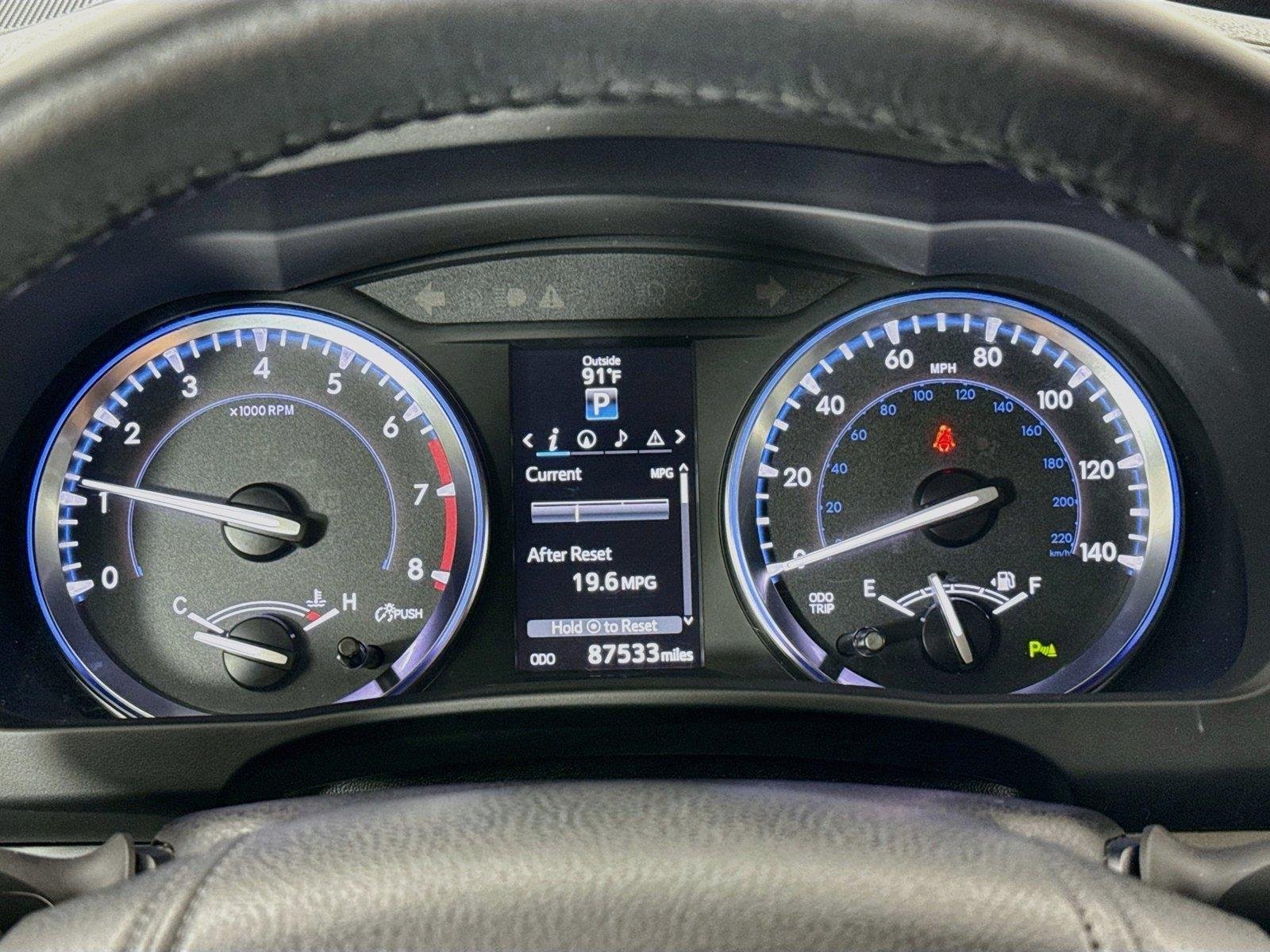 Used 2015 Silver Sky Metallic Toyota Limited image 20