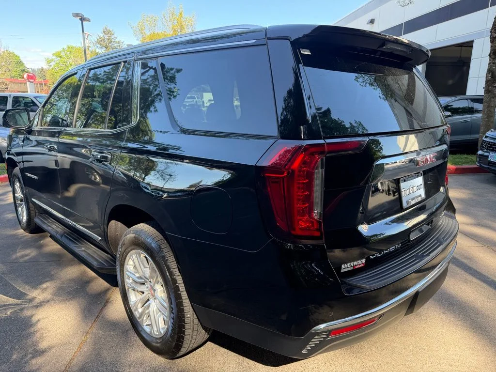 Used 2023 Black GMC SLT image 4