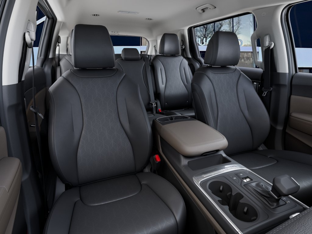 New 2027 Ceramic Silver Kia LXS image 15