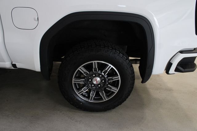 Used 2024 White GMC AT4 image 33