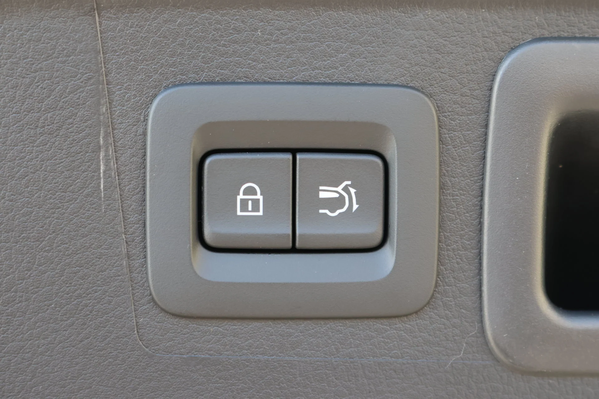 New 2026 Wind Chill Pearl Mazda Premium AWD image 25