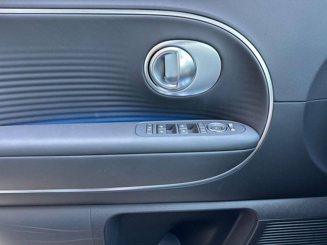 New 2026 Gray Hyundai SEL image 10