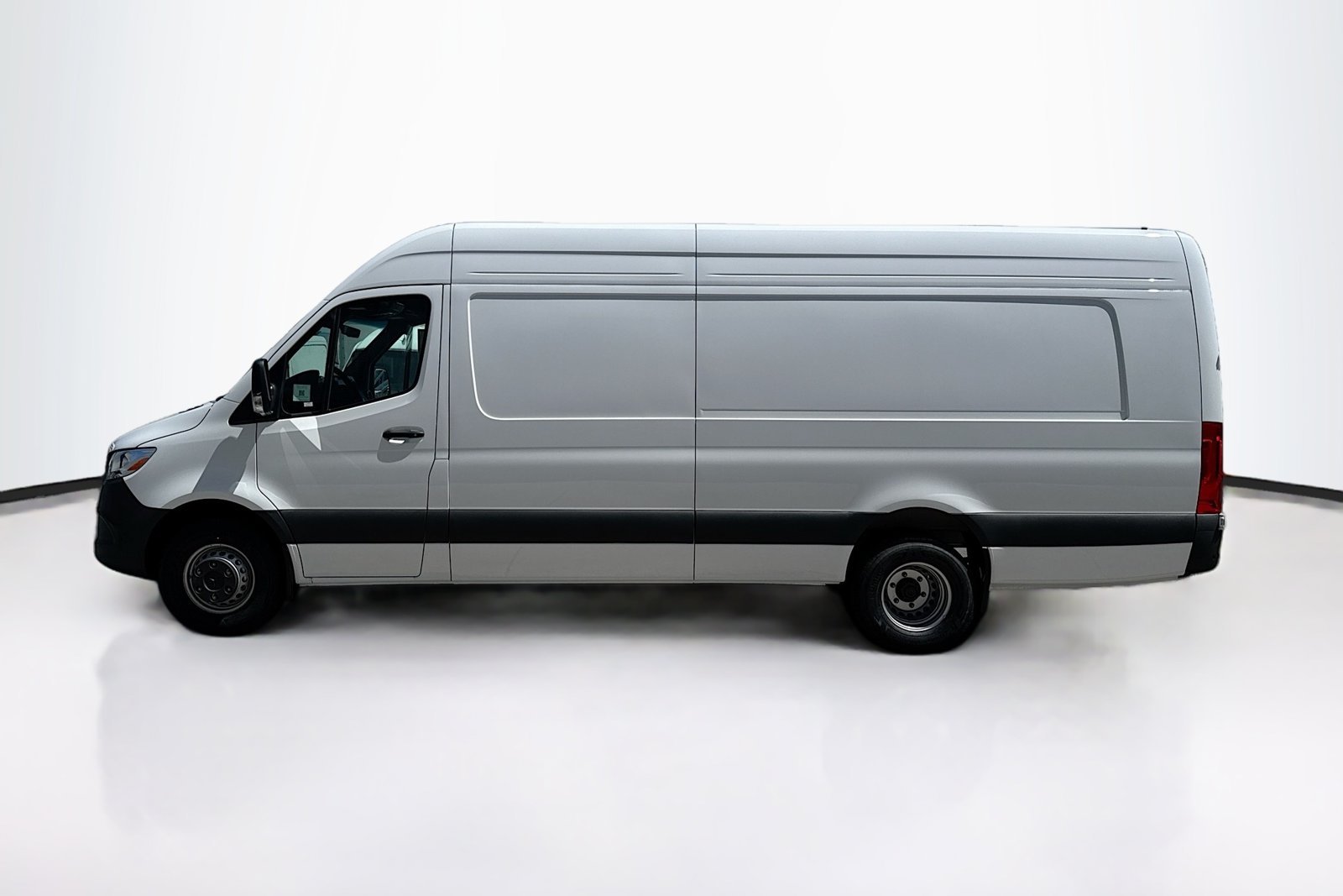 New 2026 Arctic White Mercedes-Benz  image 8
