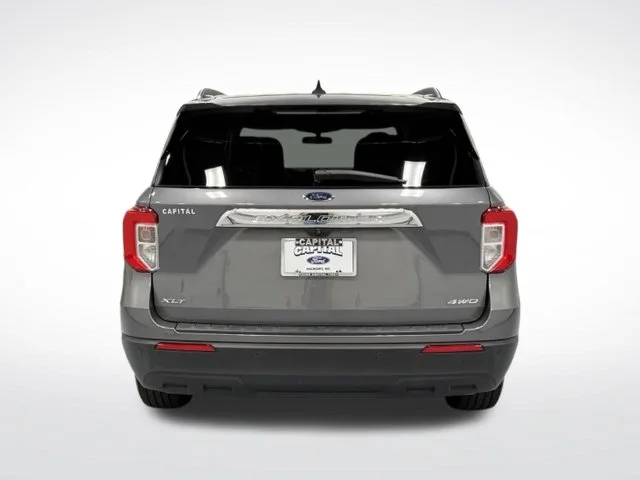 Used 2022 Gray Ford XLT image 9