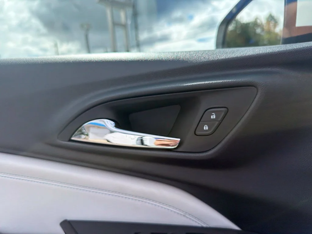 New 2026 Summit White Chevrolet LT image 26