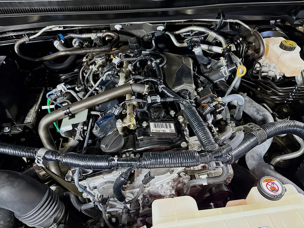 2025 Toyota Tacoma SR5 - Photo 36
