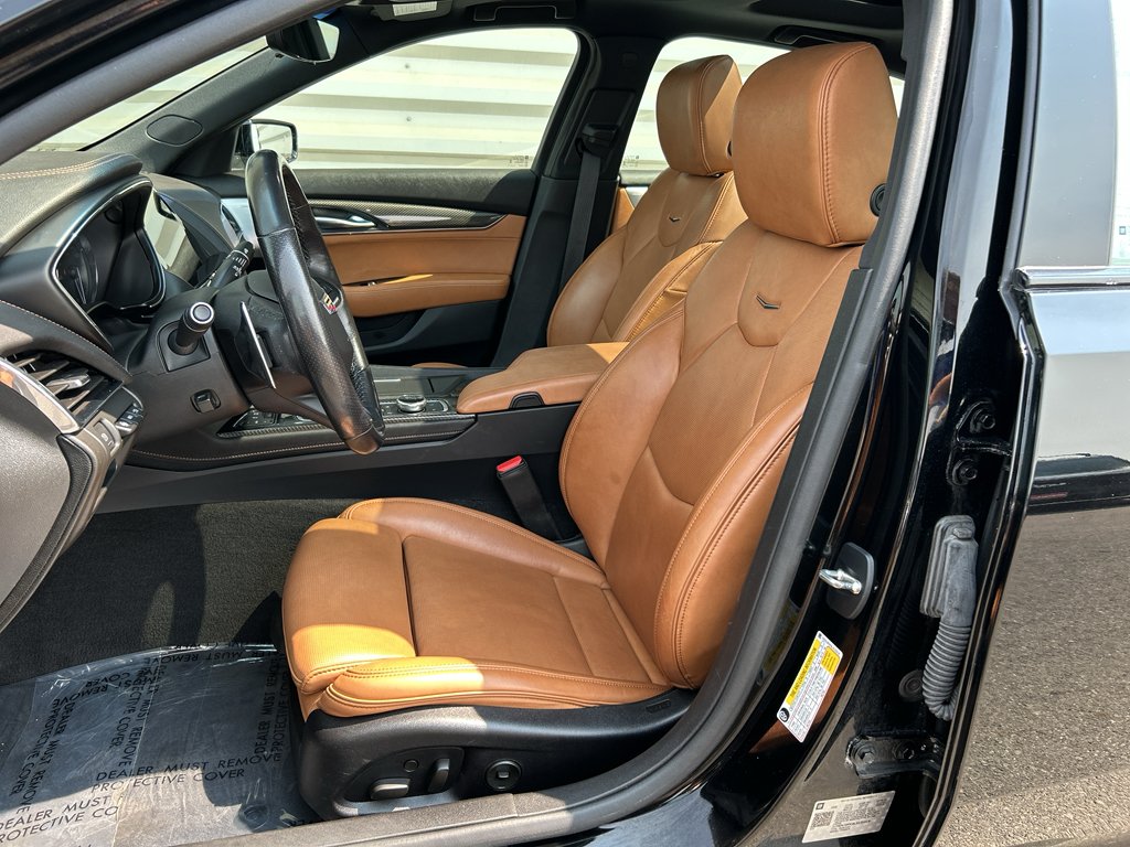Used 2020 Black Raven Cadillac Sport image 11