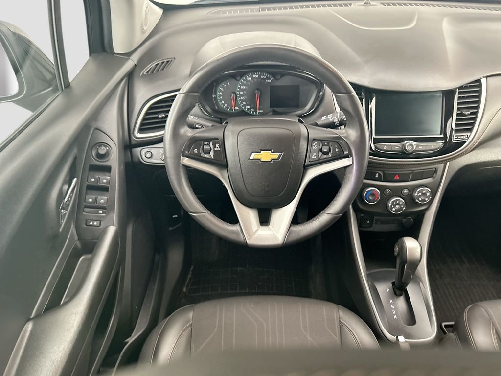Used 2022 Black Metallic Chevrolet LT image 10