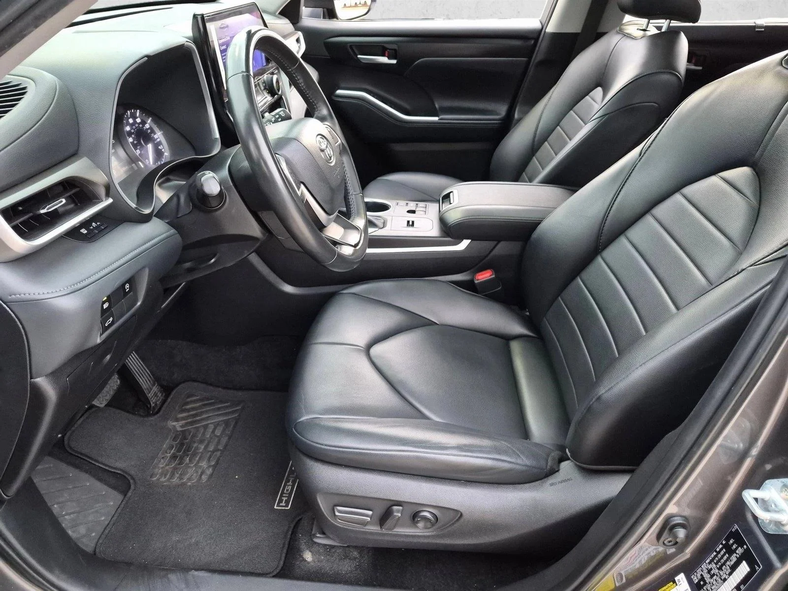 Used 2024 Magnetic Gray Metallic Toyota XLE image 15